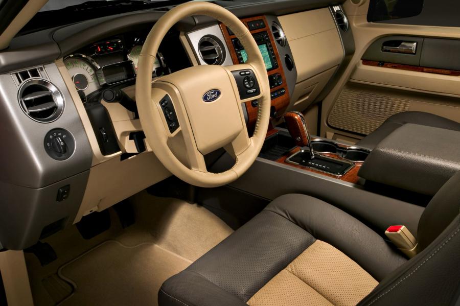  Ford Expedition EL 2007 года  (фото 47 из 67)